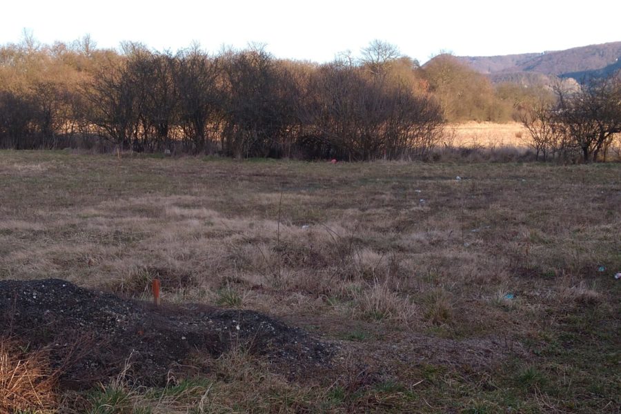 PREDANÝ – Predaj stavebného pozemku 691 m2 na výstavbu rodinného domu, obec Dolná Ždaňa