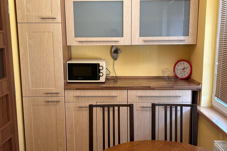 PRENAJATÝ – Sídlisko Fončorda – Prenájom 3,5 izb. bytu (80 m2) s balkónom a výťahom v 4. posch. bytovke na ulici Spojová