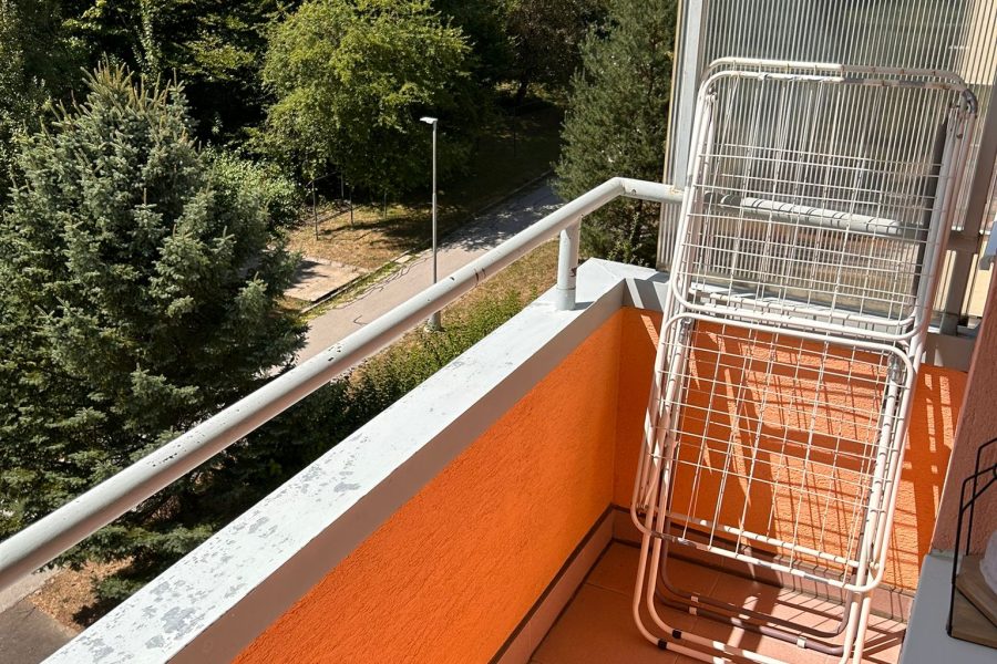 PRENAJATÝ – Sídlisko Fončorda – Prenájom 3,5 izb. bytu (80 m2) s balkónom a výťahom v 4. posch. bytovke na ulici Spojová