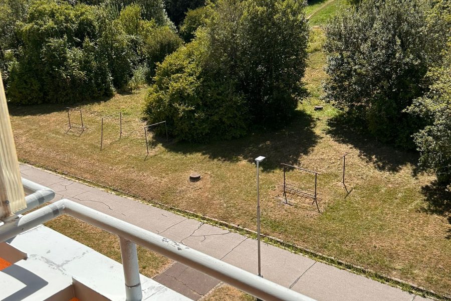 PRENAJATÝ – Sídlisko Fončorda – Prenájom 3,5 izb. bytu (80 m2) s balkónom a výťahom v 4. posch. bytovke na ulici Spojová