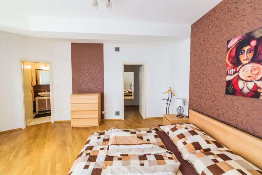 PRENAJATÝ – Priestranný 4 izb. byt na prenájom pre náročných klientov, Belveder B. Bystrica