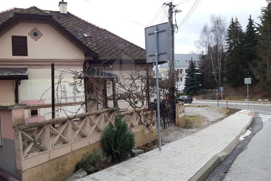 Stiahnutý z ponuky – Predaj dvojizbového rodinného domu na Rudlovskej ceste, Banská Bystrica
