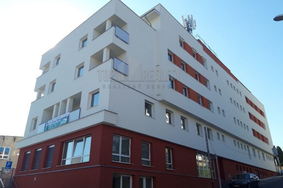 PREDANÉ – Predaj nebytových priestorov v novostavbe v centre mesta Banská Bystrica (rôzne m2)