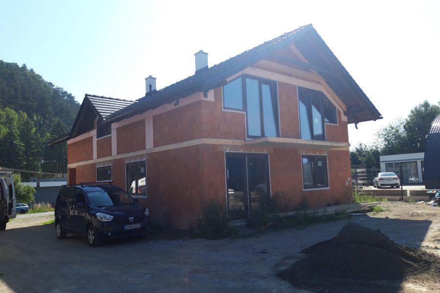 PREDANÝ – Predaj novostavby rodinného domu (5 izbový), Slovenská Ľupča