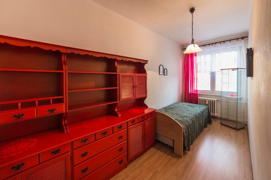 Lokalita Sídlisko – Prenájom 3 ib (63 m2) s balkónom na ulici Trieda SNP v B. Bystrici (širšie centrum mesta)