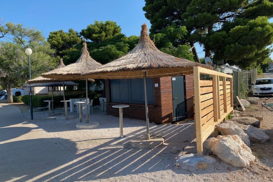 REZERVOVANÝ – Predaj mobilného domčeku (56 m2) na pozemku (90 m2) v Chorvátsku, mesto Vodice