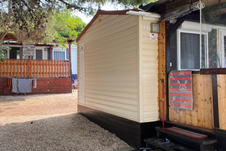 REZERVOVANÝ – Predaj mobilného domčeku (56 m2) na pozemku (90 m2) v Chorvátsku, mesto Vodice
