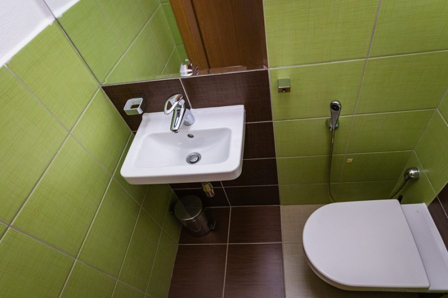 PRENAJATÝ – Lokalita Centrum BB – Prenájom 3 izb. bytu (71 m2) v novostavbe s balkónom (4 m2) a 2x vonkajšie parkovacie miesto (22 m2), ulica Dolná