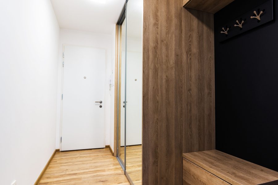 Lokalita Centrum – Prenájom 2 izb. bytu (50 m2) v novostavbe na ul. J. Kráľa s parkovacím miestom (15 m2), Banská Bystrica