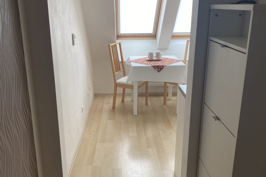 Lokalita Belveder – Prenájom 1 izb. bytu (31,24 m2) v novostavbe na ul. Nad plážou s parkovacím miestom (15 m2), Banská Bystrica