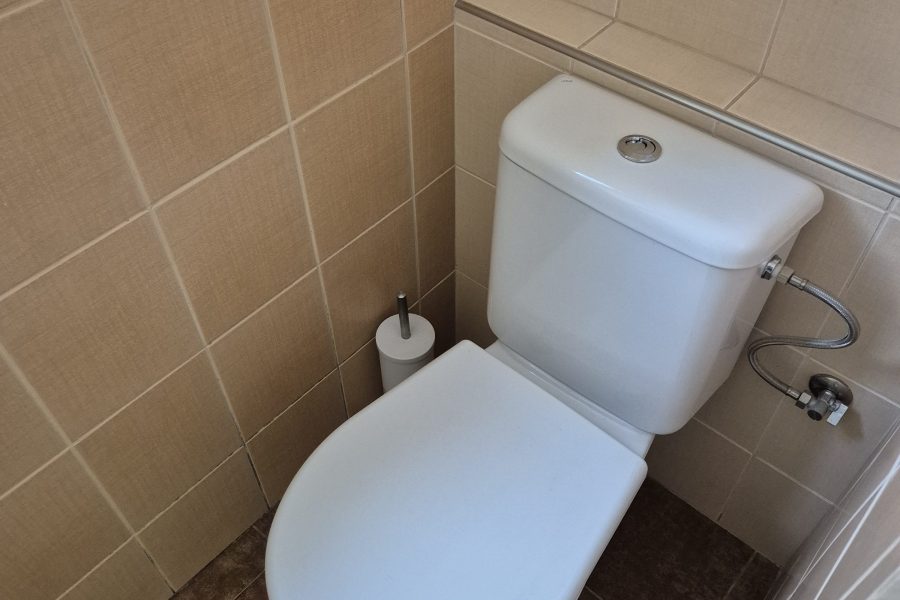 Lokalita – širšie centrum mesta BB = Prenájom 2 ib (60 m2) po čiastočnej rekonštrukcii (2 pivnice)