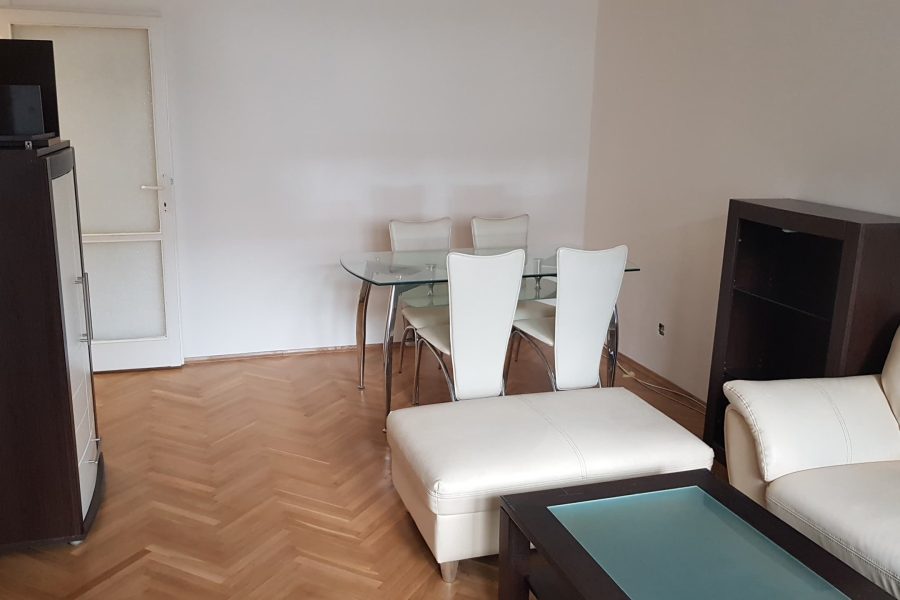 Sídlisko Fončorda, ulica Švermova = Predaj 3 izb. bytu (71 m2) s balkónom po čiastočnej rekonštrukcii s nájomcami (investičná príležitosť)