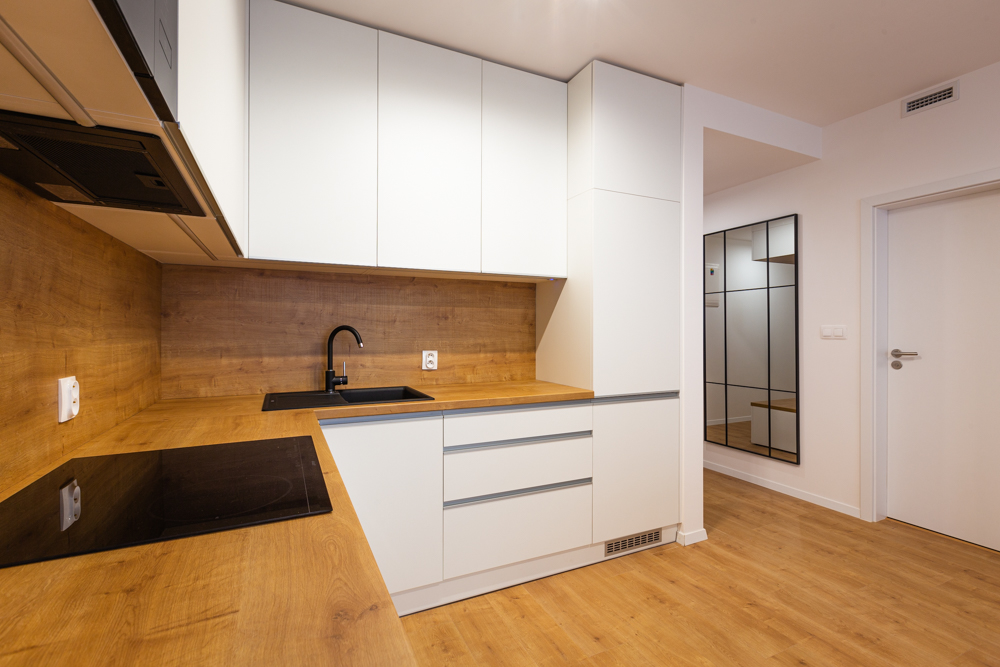 Lokalita Centrum – Prenájom 2 izb. bytu (55 m2) v novostavbe Kubániho dvory s balkónom, pivnicou a garážovým parkovaním, Zvolen