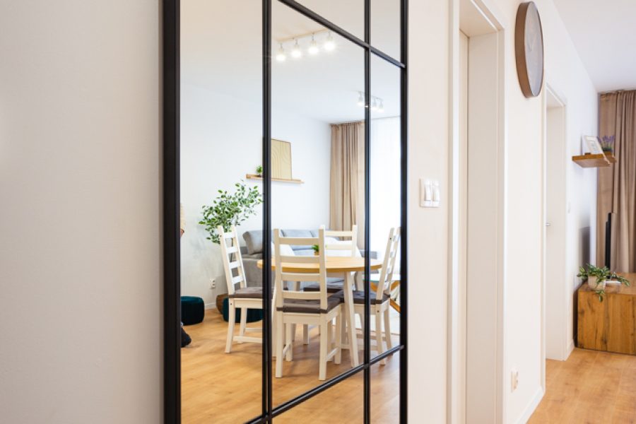 Lokalita Centrum – Prenájom 2 izb. bytu (55 m2) v novostavbe na ul. Námestie SNP s balkónom, pivnicou a garážovým parkovaním, Zvolen