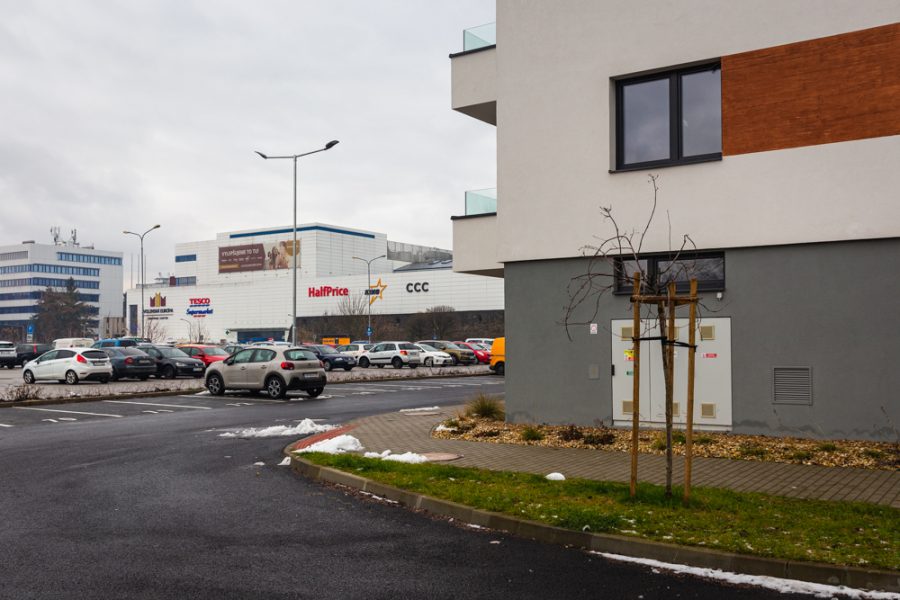 Lokalita Centrum – Prenájom 2 izb. bytu (55 m2) v novostavbe na ul. Námestie SNP s balkónom, pivnicou a garážovým parkovaním, Zvolen