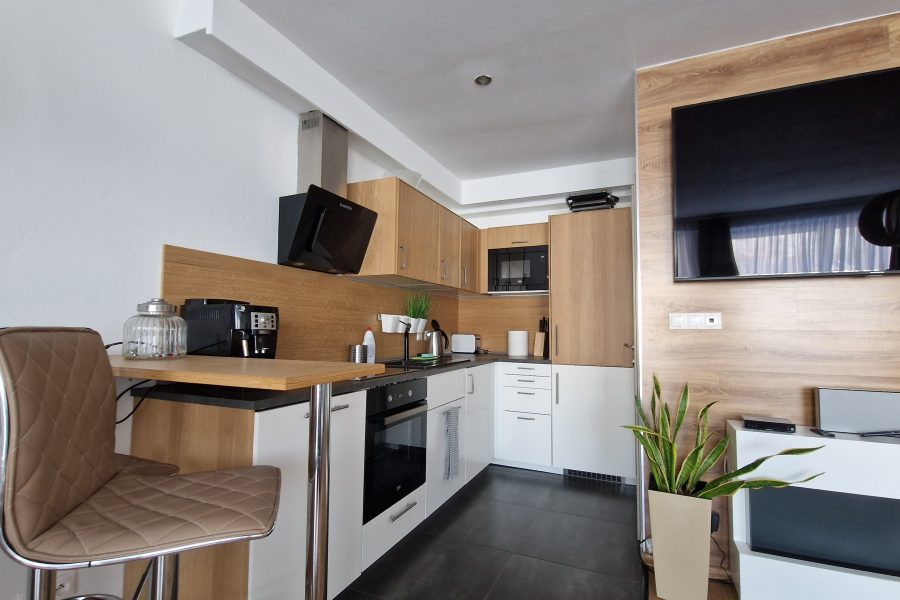 Lokalita Donovaly – Predaj 2 izb. APARTMÁNU (64 m2) v novostavbe na svahu s balkónom, pivnicou, parkovaním a infrasaunou