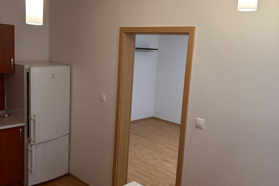 Centrum BB, ulica Bakossova = Predaj 1 ib (43 m2) v novostavbe s kotolňou a murovanou pivnicou (bez parkovacieho miesta)