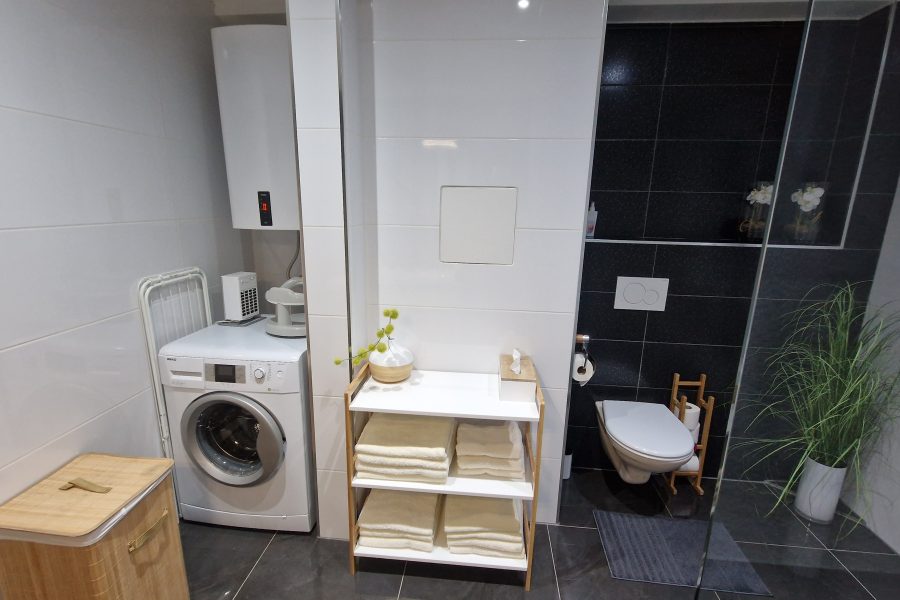 Lokalita Donovaly – Predaj 2 izb. APARTMÁNU (64 m2) v novostavbe na svahu s balkónom, pivnicou, parkovaním a infrasaunou