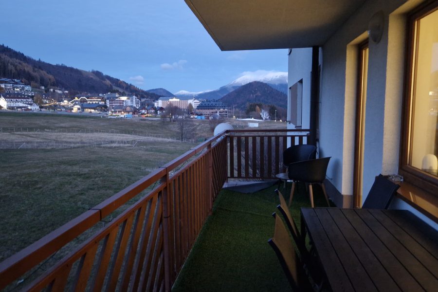 Lokalita Donovaly – Predaj 2 izb. APARTMÁNU (64 m2) v novostavbe na svahu s balkónom, pivnicou, parkovaním a infrasaunou