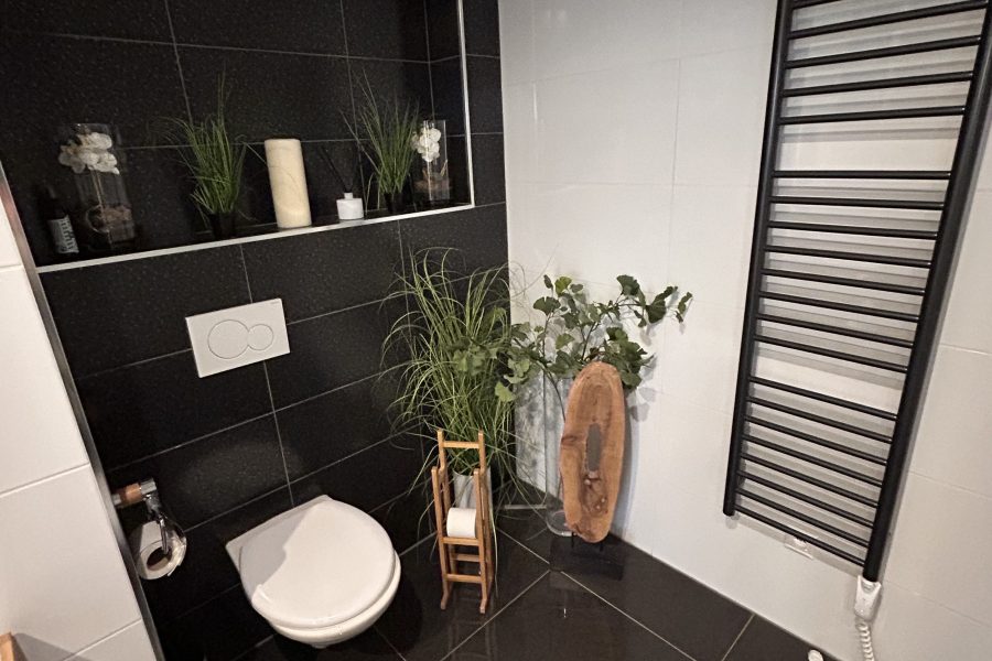 Lokalita Donovaly – Predaj 2 izb. bytu (64 m2) v novostavbe na svahu s balkónom, pivnicou, garážovým parkovaním a infra-saunou