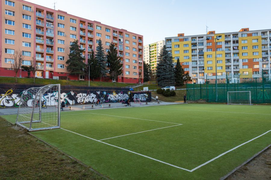 Lokalita Sásová – Prenájom 3 izb. bytu (70 m2) po komplentej rekonštrukcii s balkónom a pohodlným parkovaním, Banská Bystrica