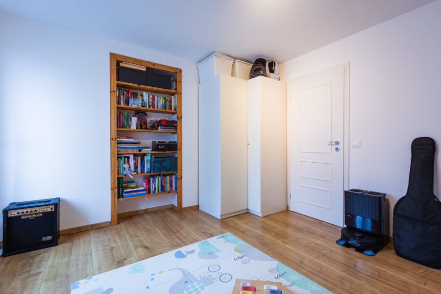 Lokalita Fončorda – Predaj 3 izb. bytu (73 m2) s krbom po komplet. rekonštrukcii a murovanou pivnicou (2x), ulica Jilemnického