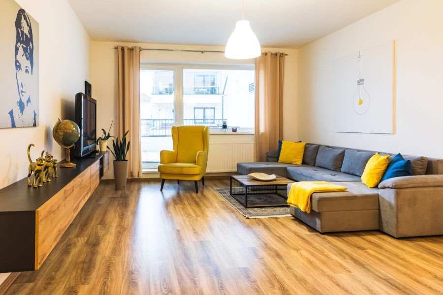 Lokalita Belveder – Prenájom pekného 2 izb. bytu (60 m2) v novostavbe s veľkou terasou, pivnicou a garážovým parkovaním, širšie centrum BB