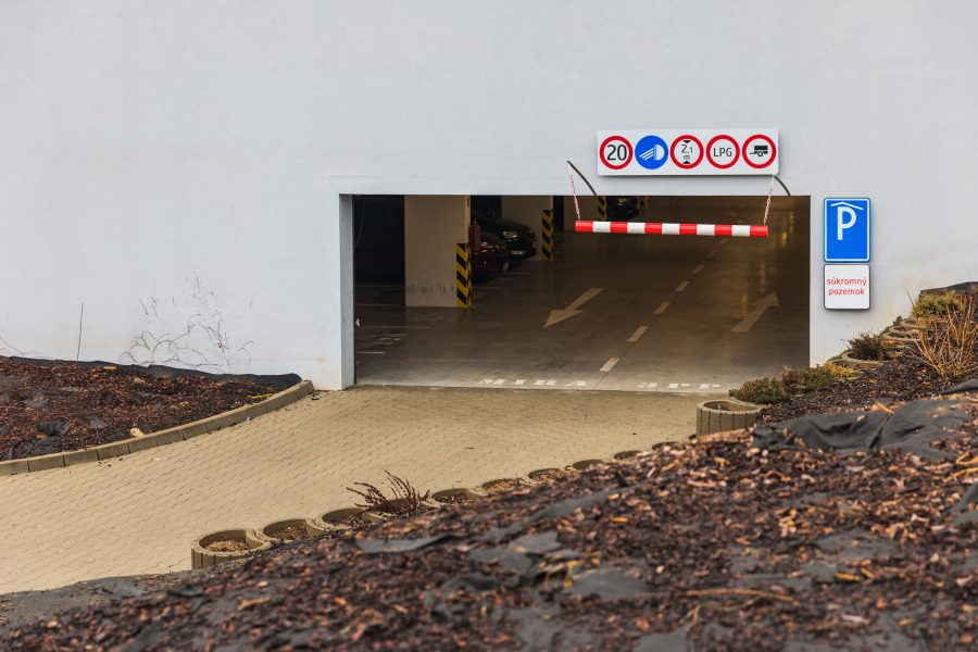 Lokalita Belveder – Prenájom pekného 2 izb. bytu (60 m2) v novostavbe s veľkou terasou, pivnicou a garážovým parkovaním, širšie centrum BB