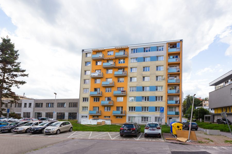Širšie centrum mesta BB – Predaj slnečného 2 izb. bytu (52,33 m2) na ulici Horná, Banská Bystrica